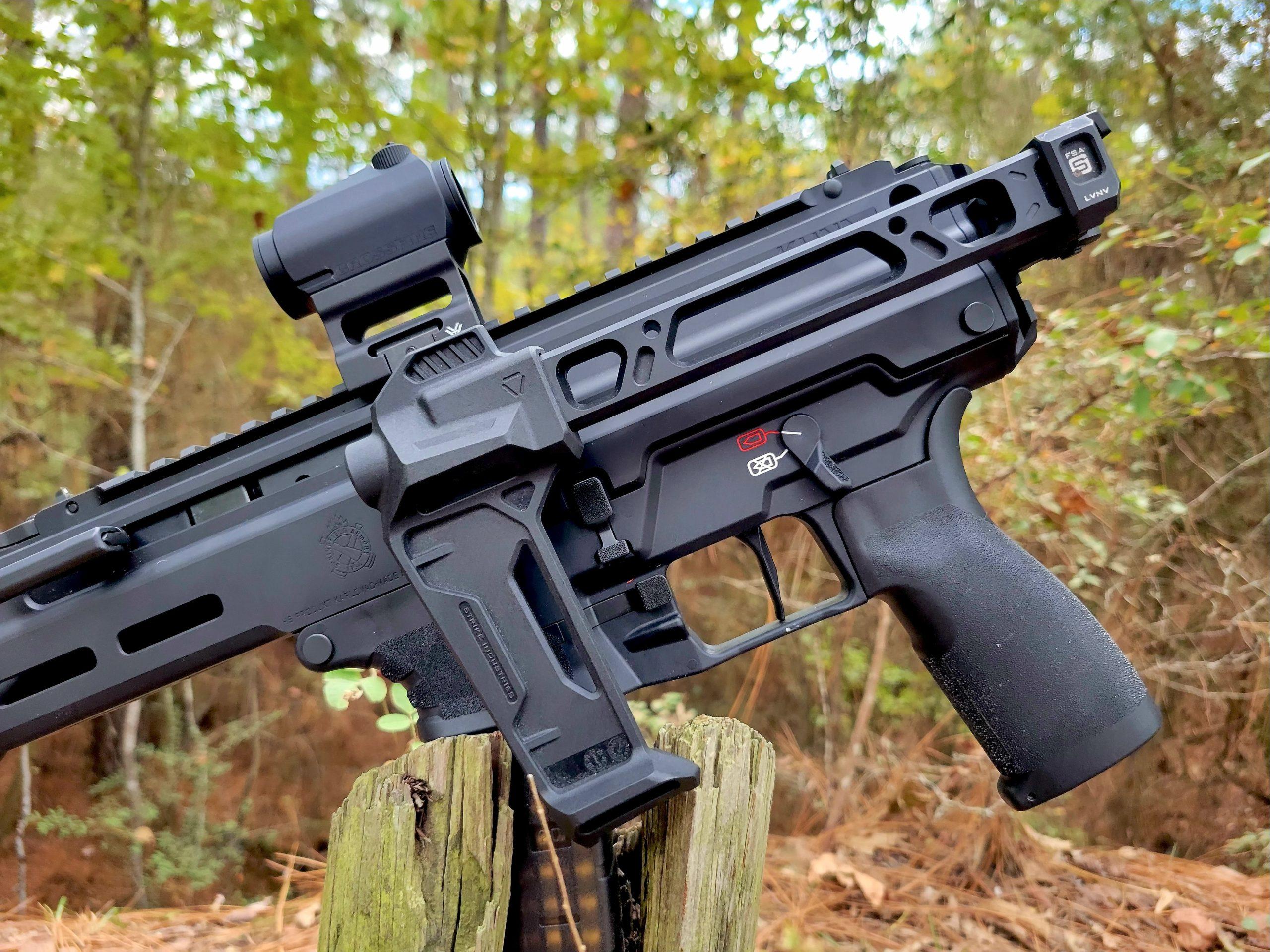 The brace folds to the left side, reducing overall length to just 15.5 inches.