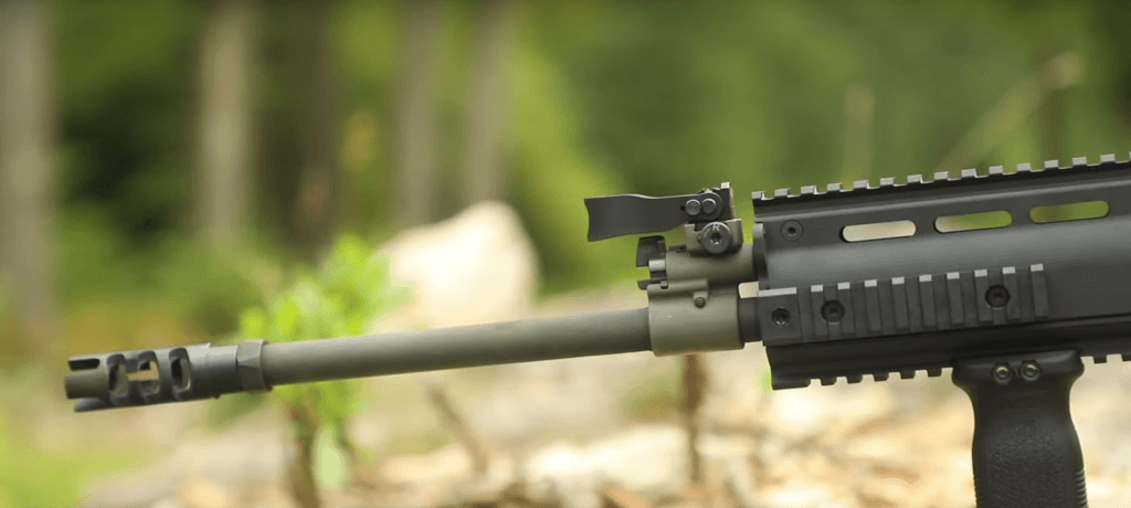 Not to be limited to carbine-length pursuits, the SCAR 20S offers a 20-inch barrel for long-range game.